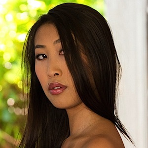 Beautiful Sharon Lee-vietnam french girl
